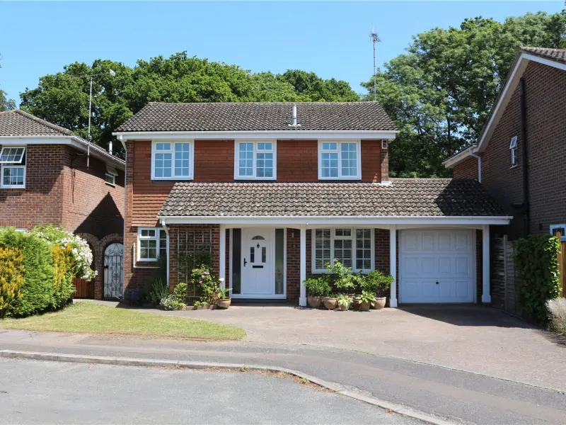 House Cobbetts Mead in Mid Sussex