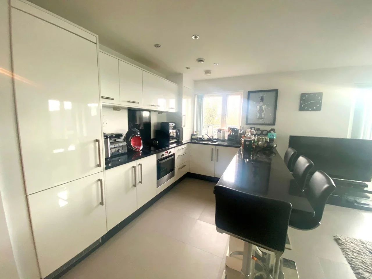 Room Allum Lane in Hertsmere