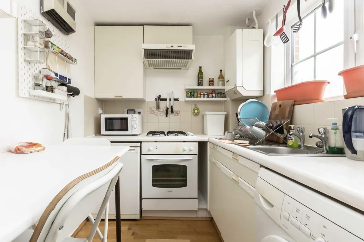 House Archer Close in Greater London