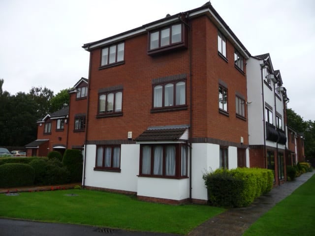 Flat Penns Lane in Birmingham