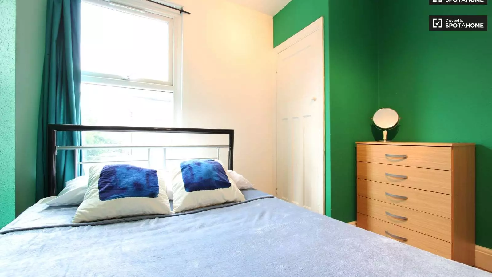 Flat Vestry Street in Greater London