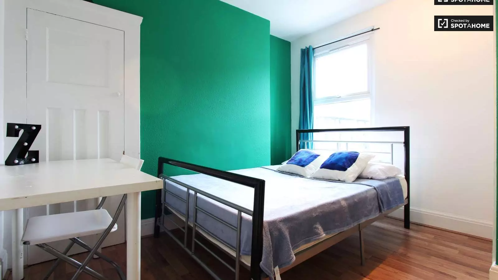 Flat Vestry Street in Greater London