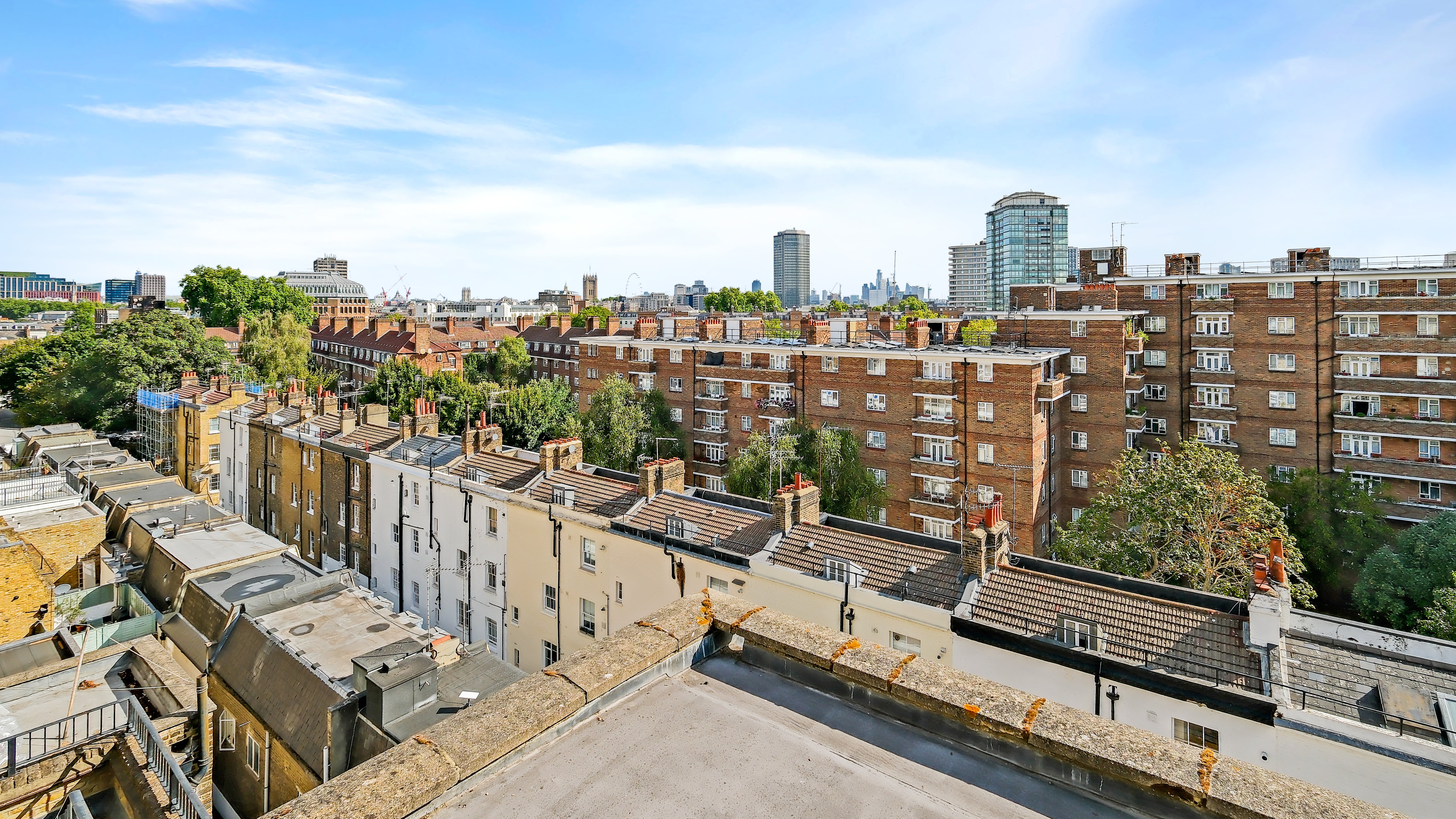 Flat St George's Square in City of Westminster