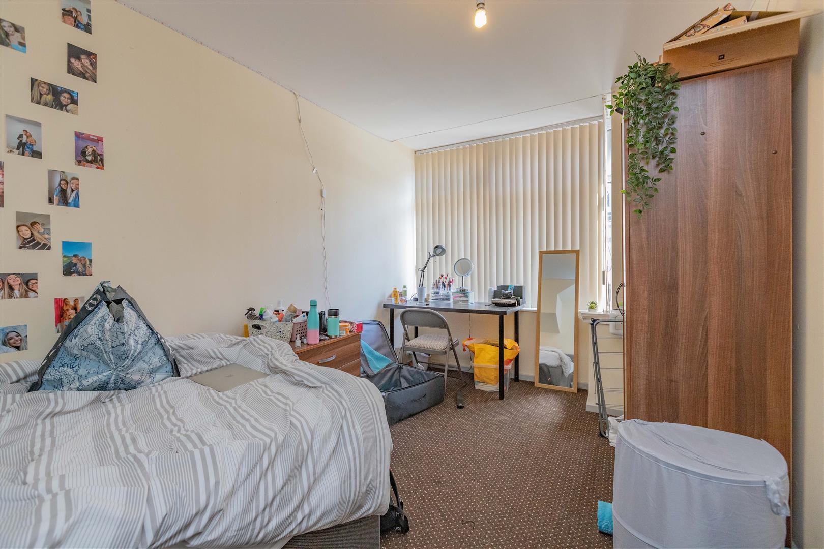 Flat Tiverton Road in Birmingham