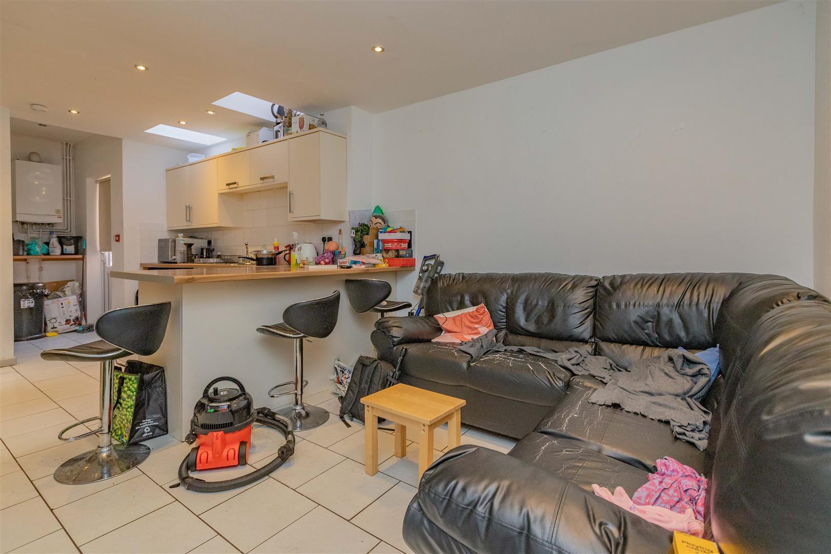 Flat Tiverton Road in Birmingham