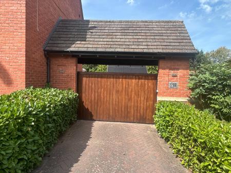 House Highland Drive in Charnwood