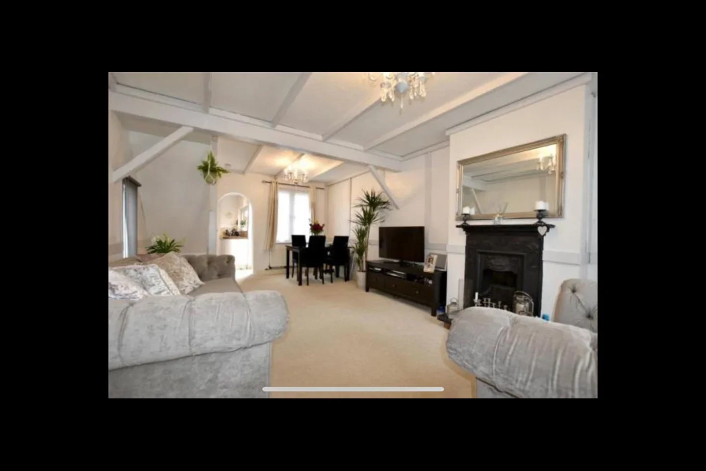 House Yateley Court in Greater London