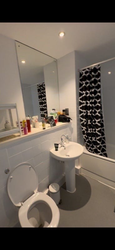 Room Alexia Square in Greater London