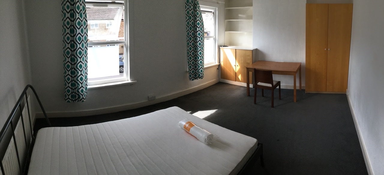 Flat Braxfield Road in Greater London