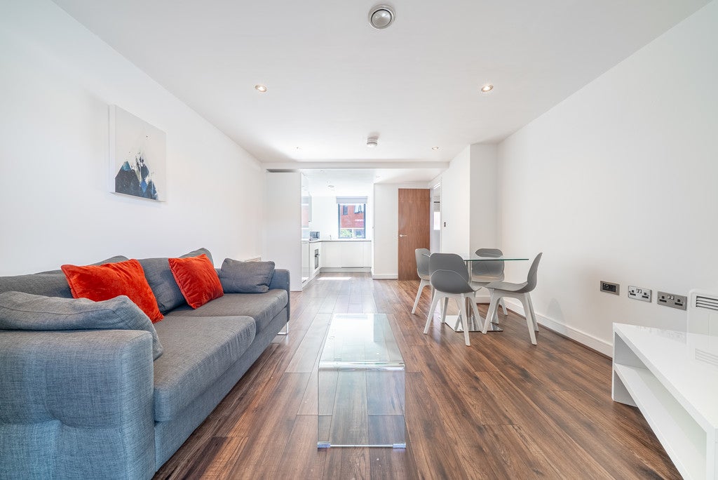 Flat Wrentham Street in Birmingham