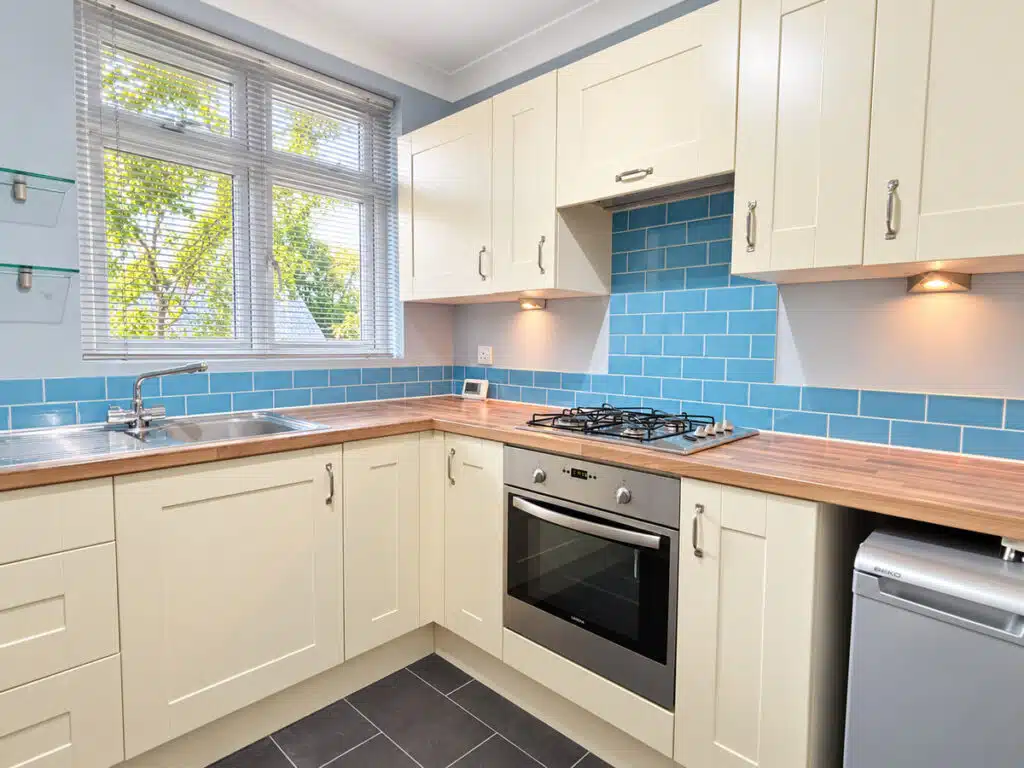 Flat Ringwood Road in Ferndown