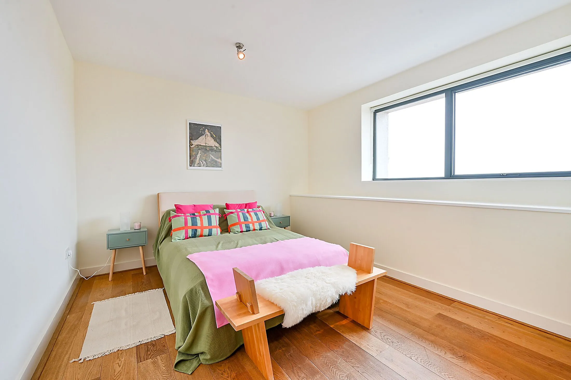 Flat Great West Road in Greater London