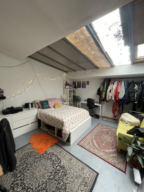 Room Eade Road in Greater London