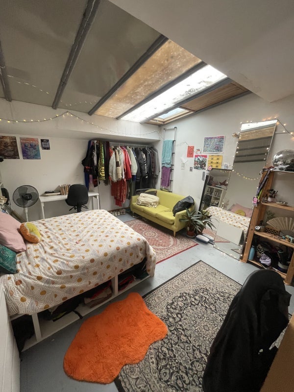 Room Eade Road in Greater London