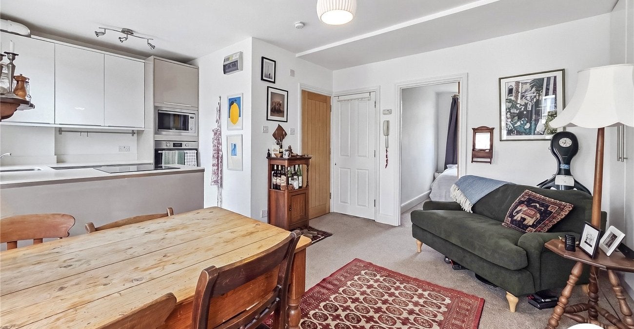 Flat Hither Green Lane in Greater London
