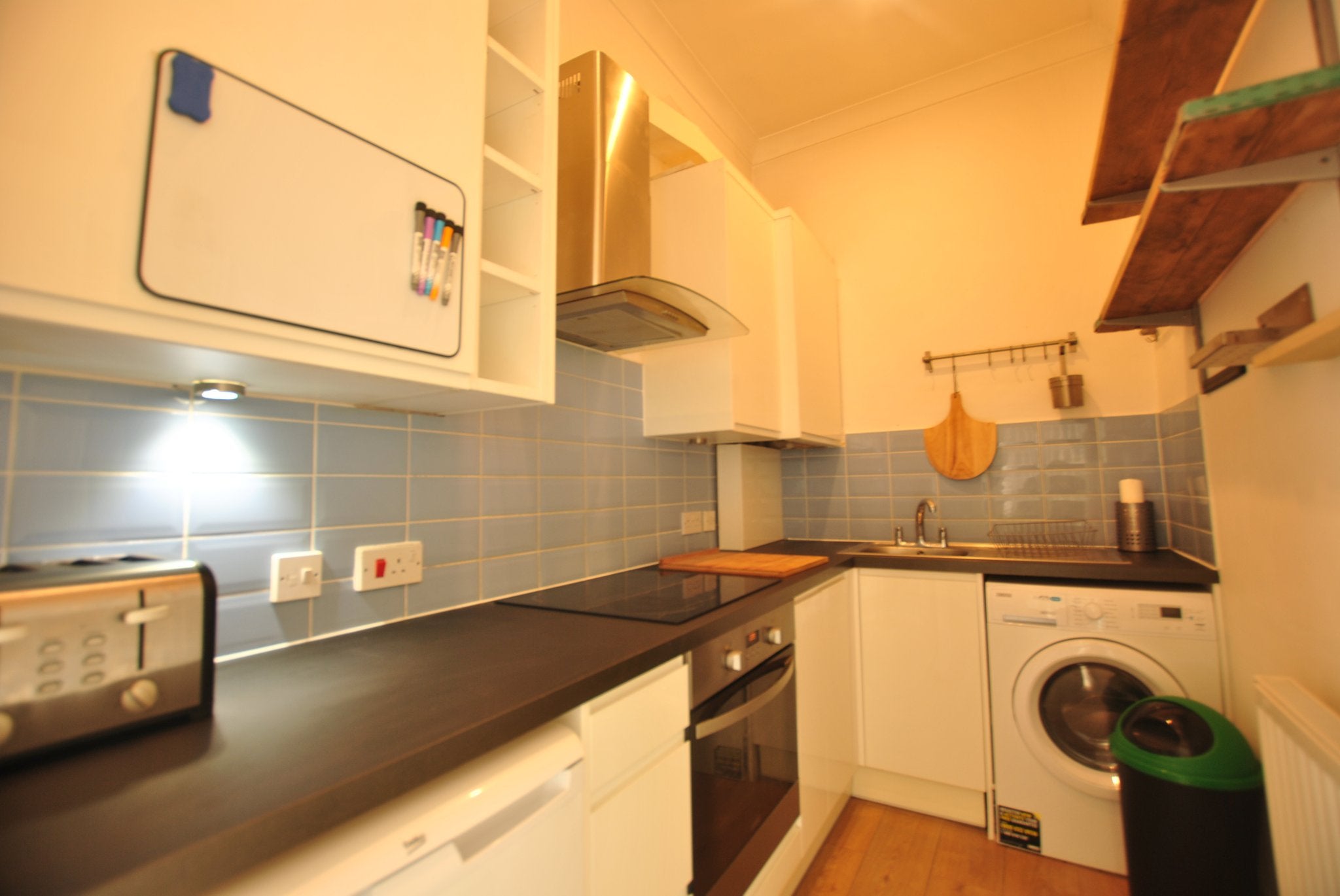 Flat Benson Road in Greater London