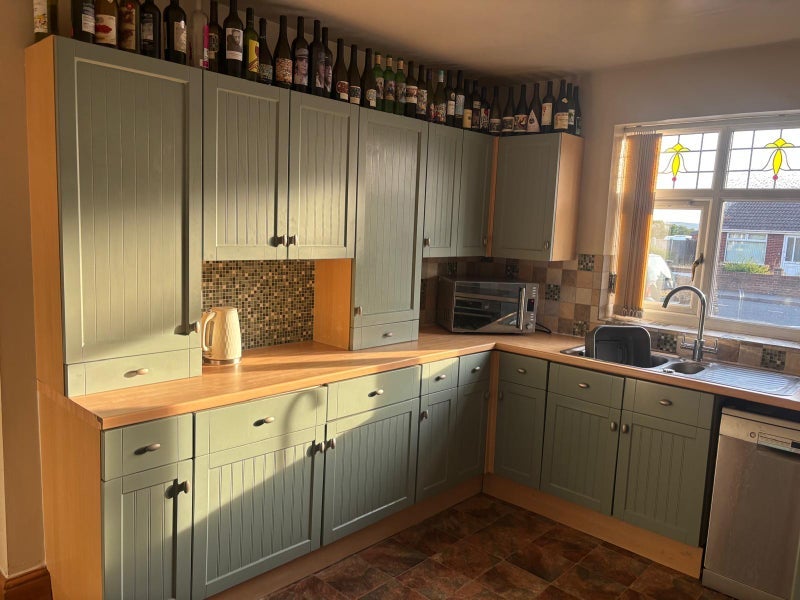 Room Manor Road in Chesterfield