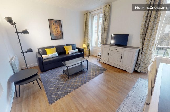 Flat Place Léon Gambetta in Ivry-sur-Seine