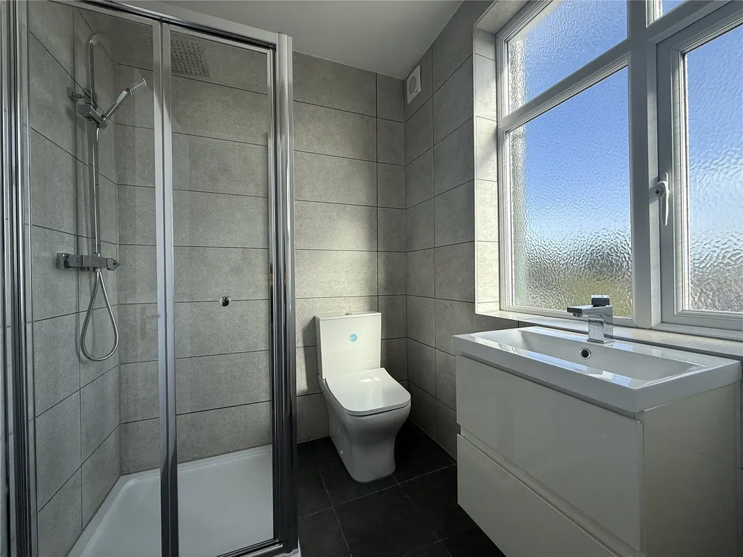 Flat Petts Wood Road in London