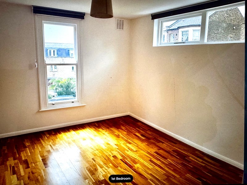 Room Rosemont Road in Greater London