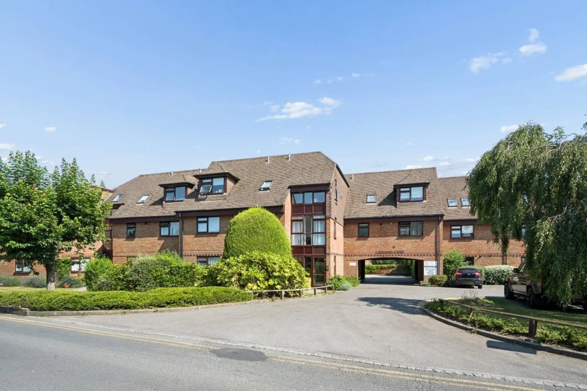 Flat Cambridge Road in Marlow