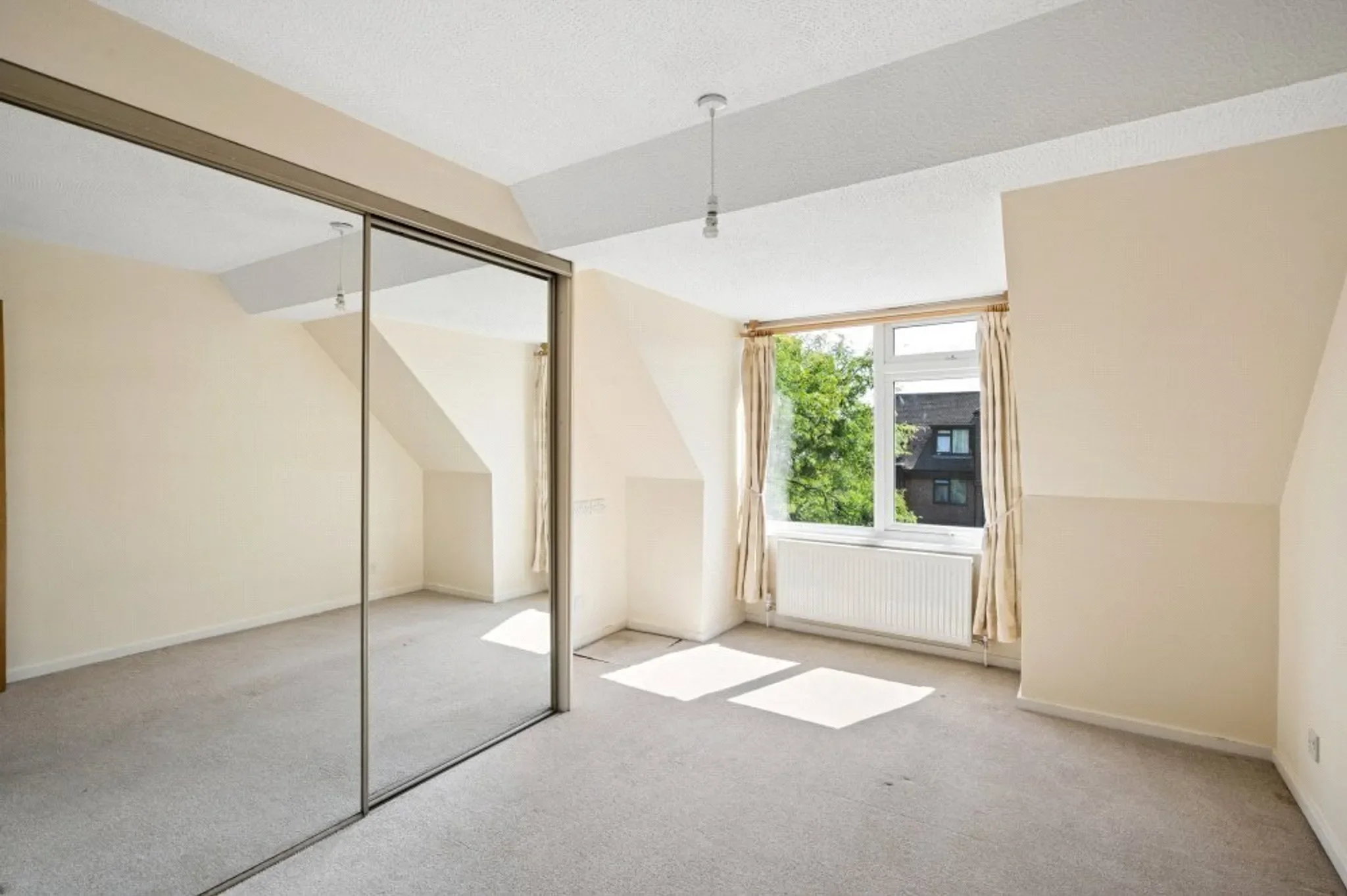 Flat Cambridge Road in Marlow