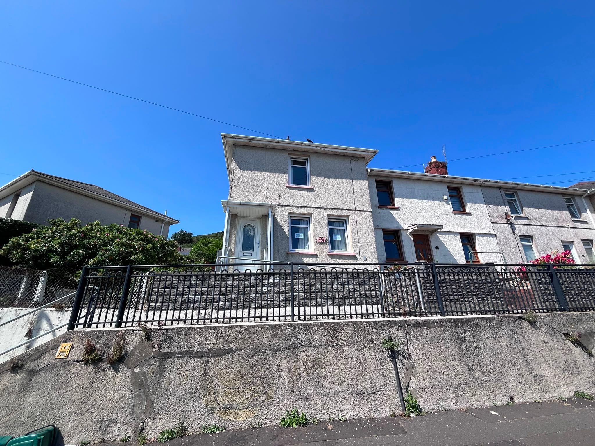 House Grenfell Park Road in Swansea