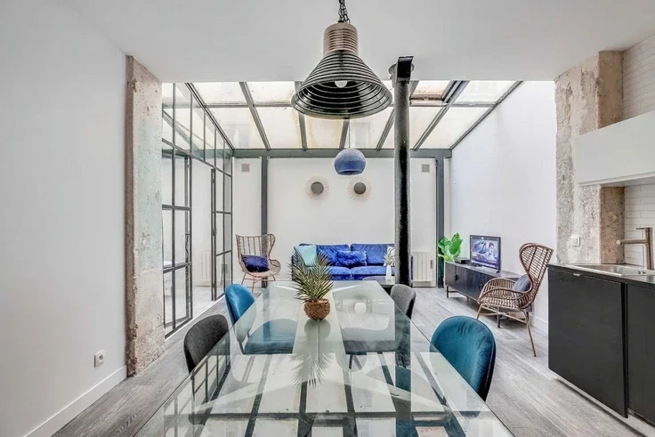 Flat Rue du Delta in Paris