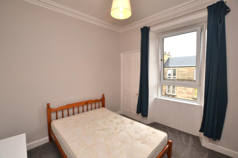 Flat Caledonian Place in City of Edinburgh