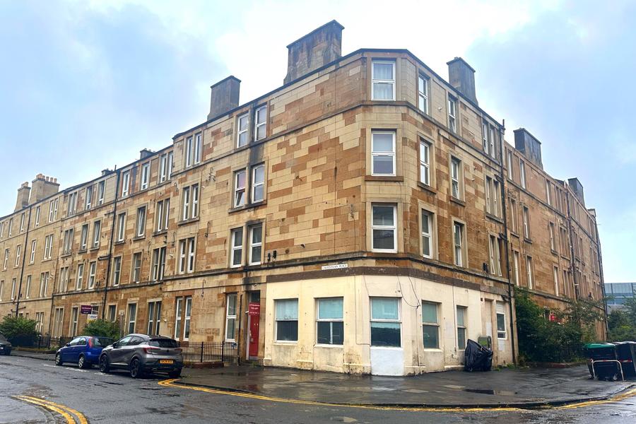 Flat Caledonian Place in City of Edinburgh