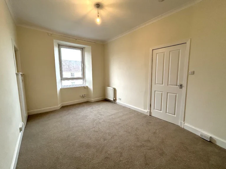 Flat Stewart Terrace in Edinburgh
