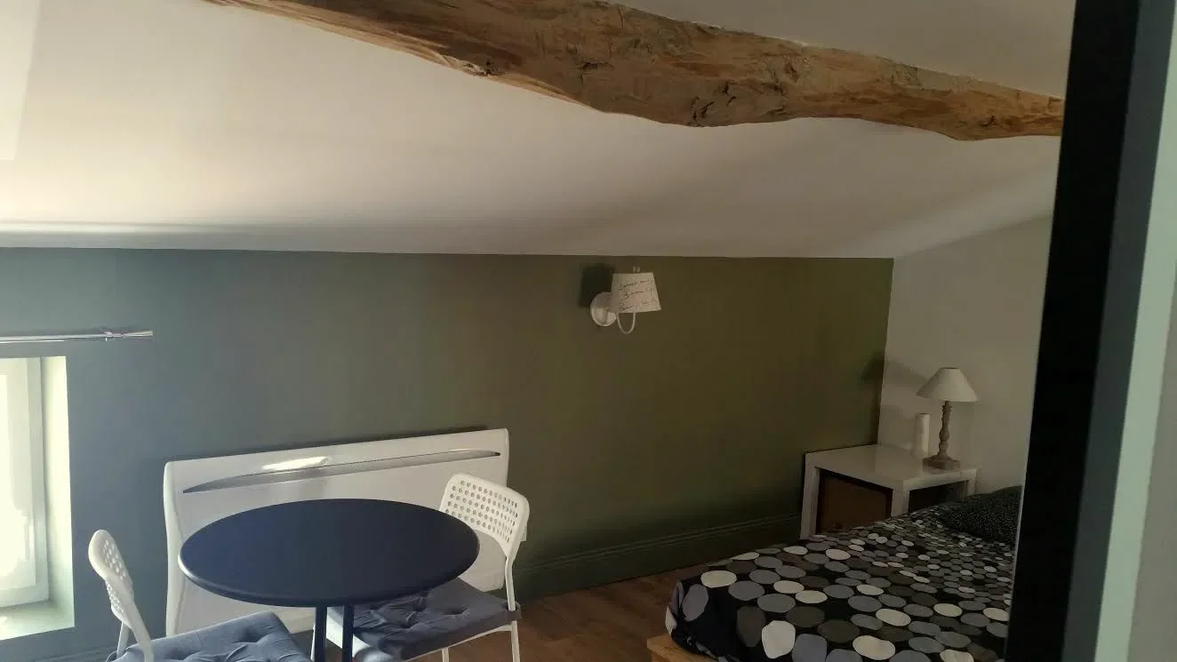 Room Impasse de Tamatave in Marseille