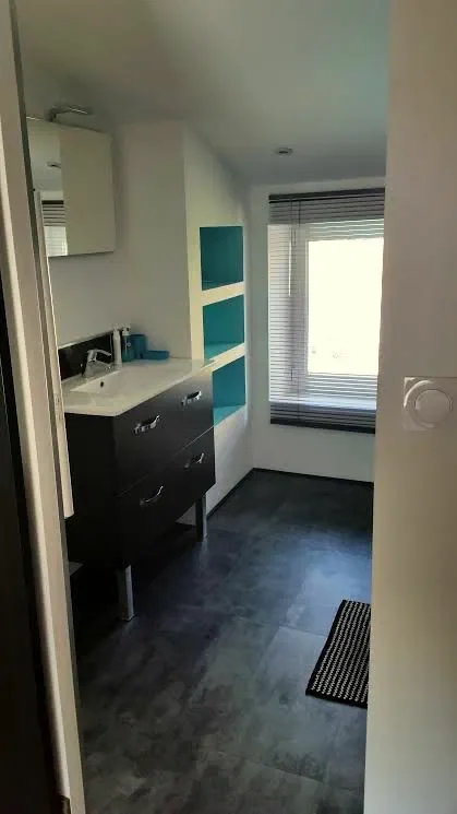 Room Impasse de Tamatave in Marseille