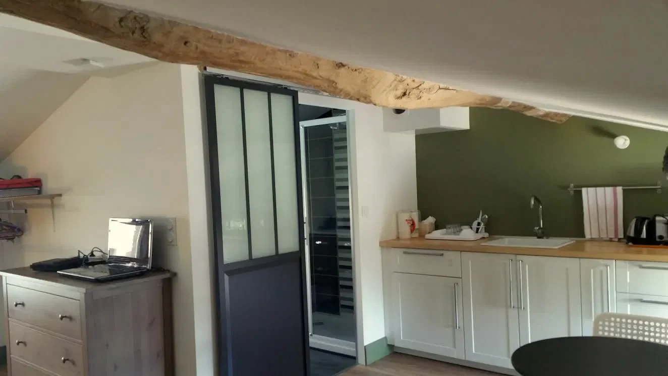 Room Impasse de Tamatave in Marseille