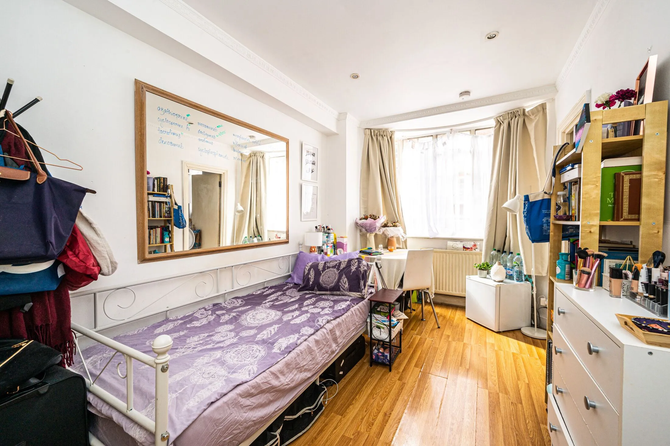 Flat Elystan Street in Greater London