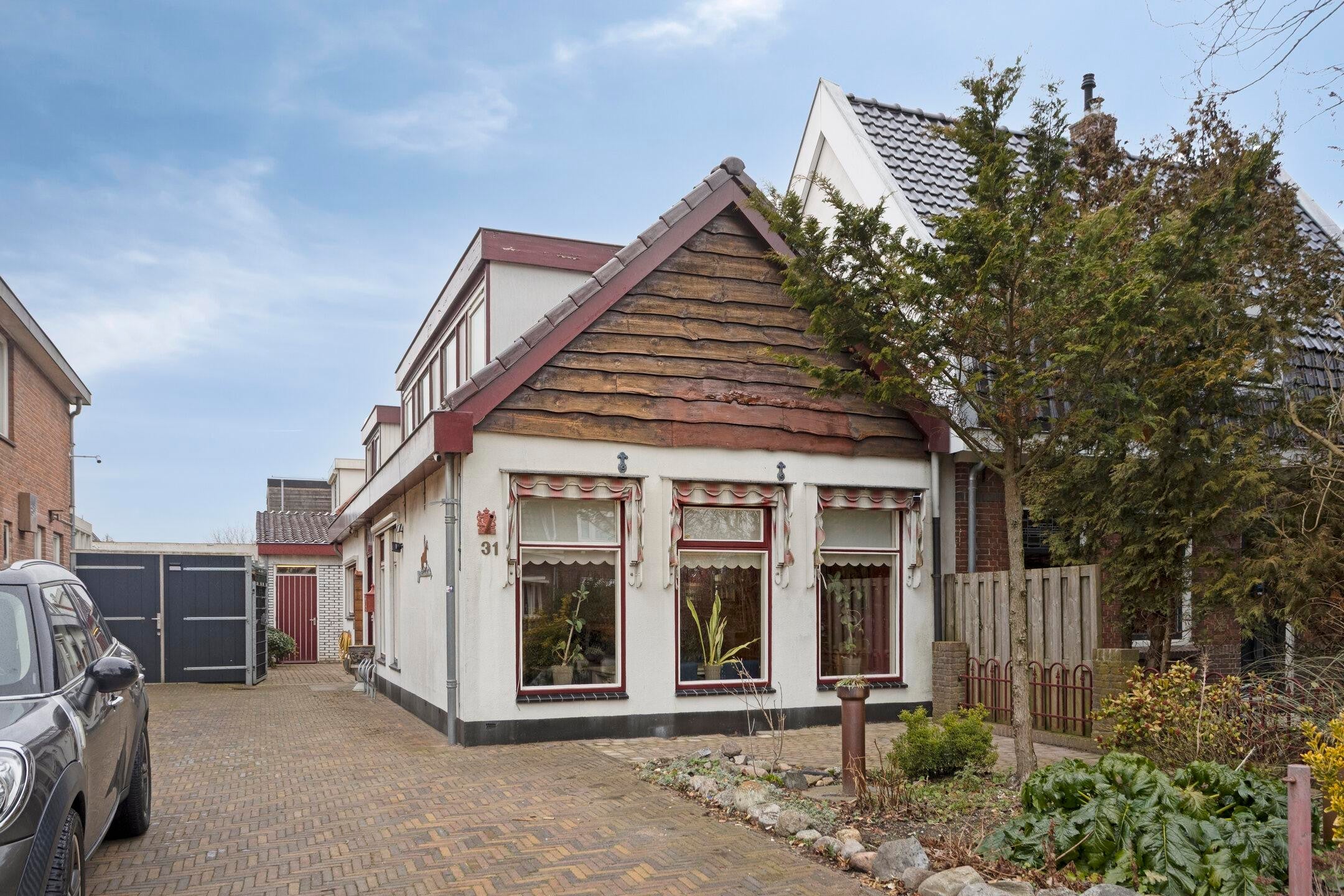 Huis Stationsweg 31 in Hoofddorp