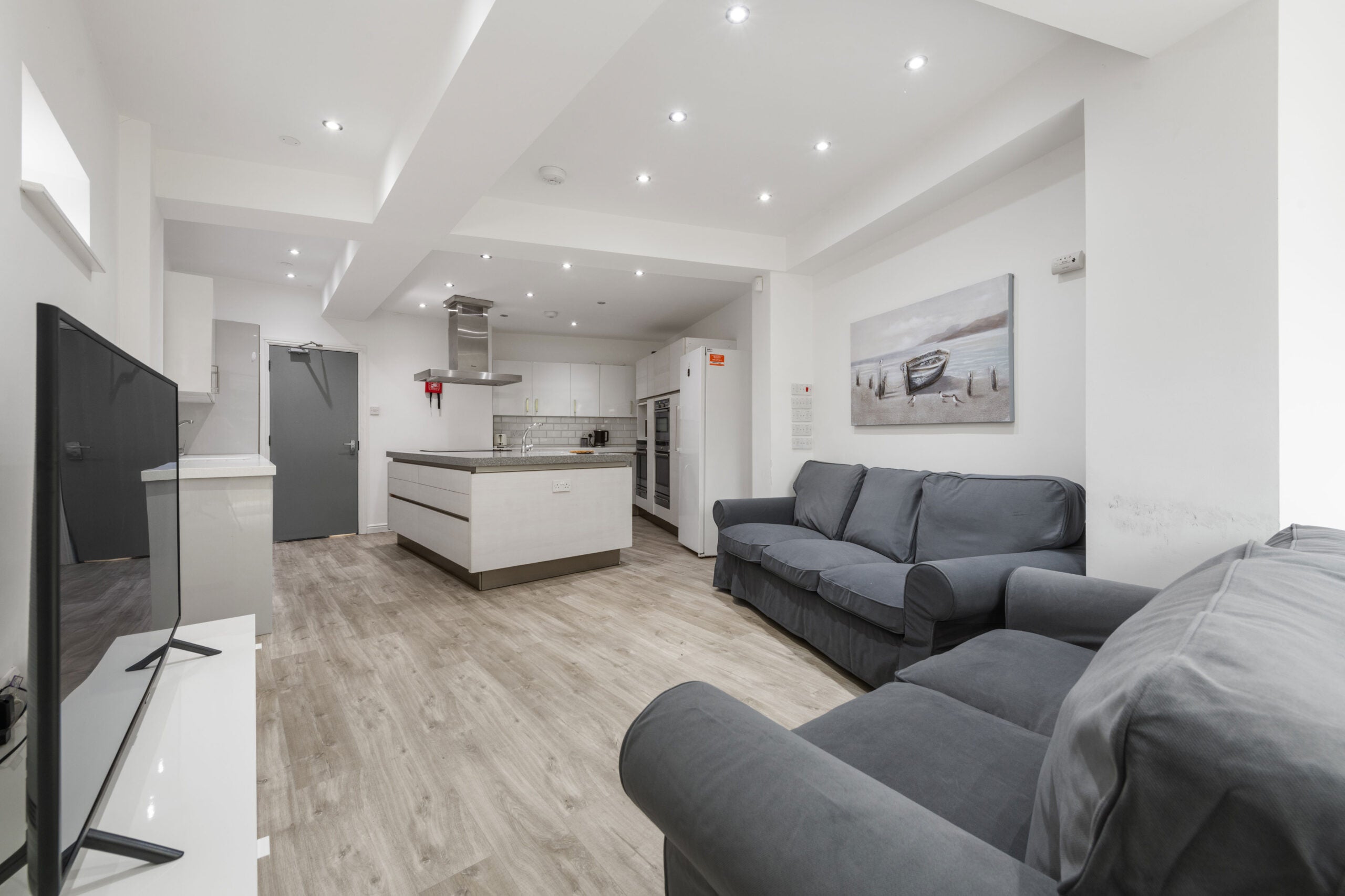 Room Teignmouth Road in Birmingham