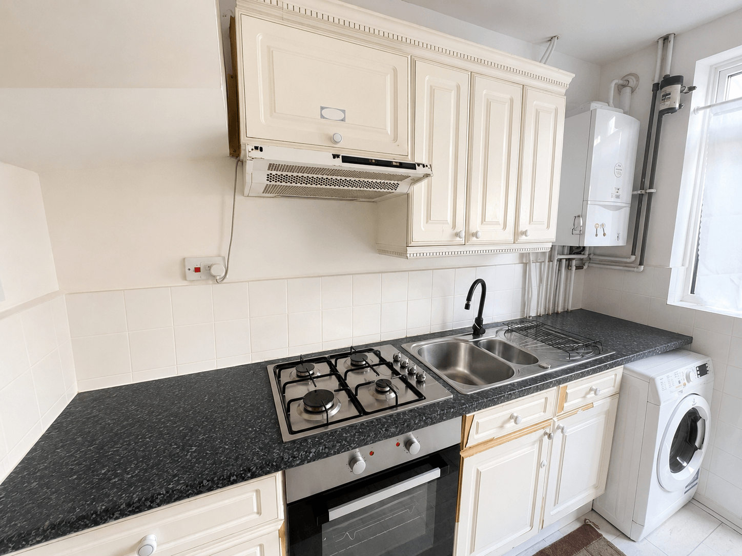 House Cranleigh Gardens in Greater London