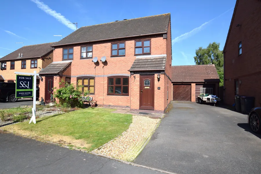 House Meadow Close in Market Drayton