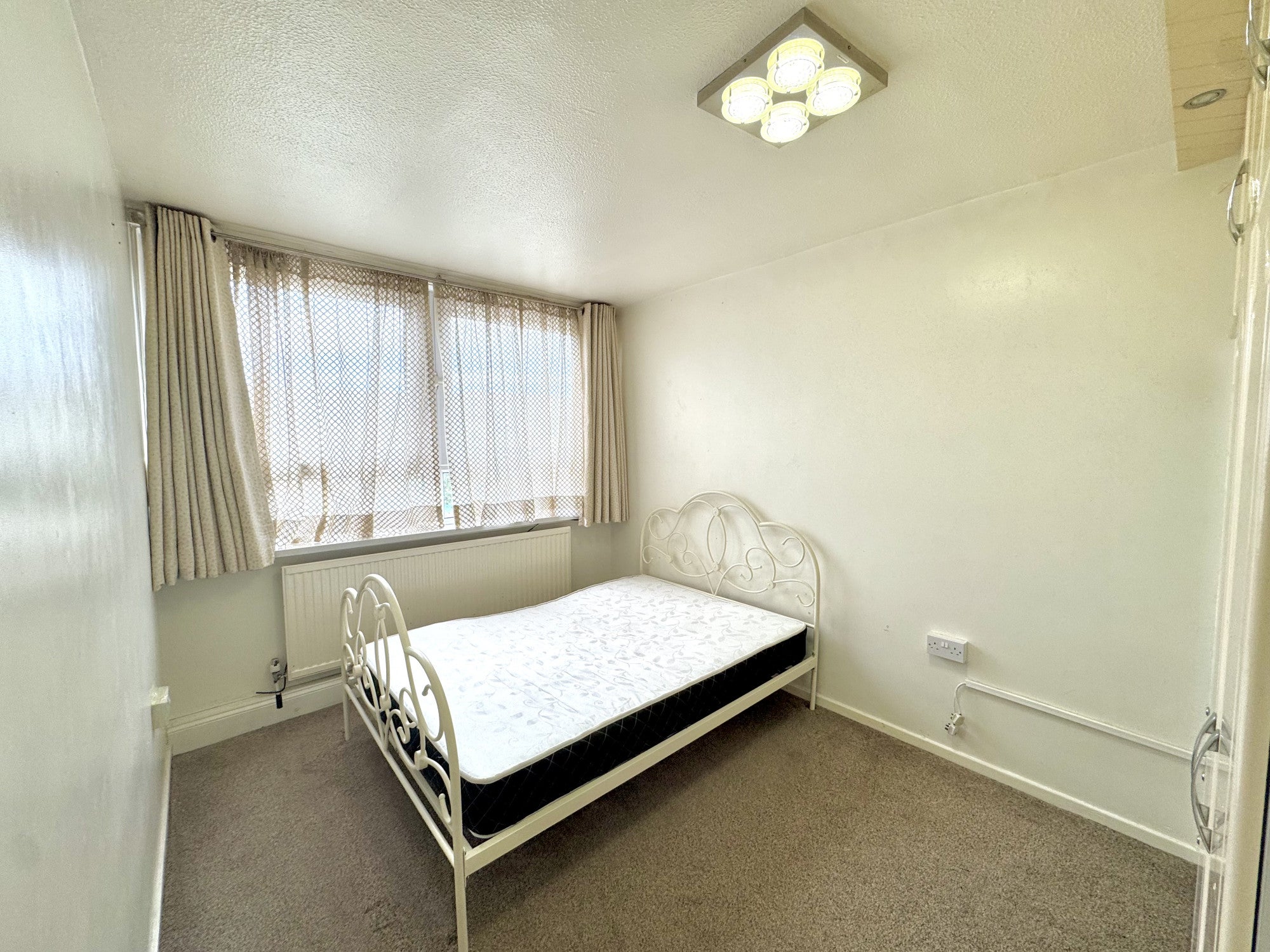 Flat Redcroft Road in Greater London