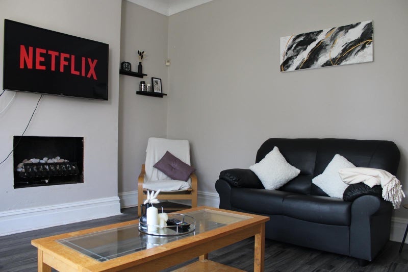 Room Salisbury Road in Liverpool