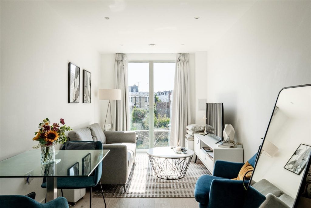 Flat Hofland Road in Greater London