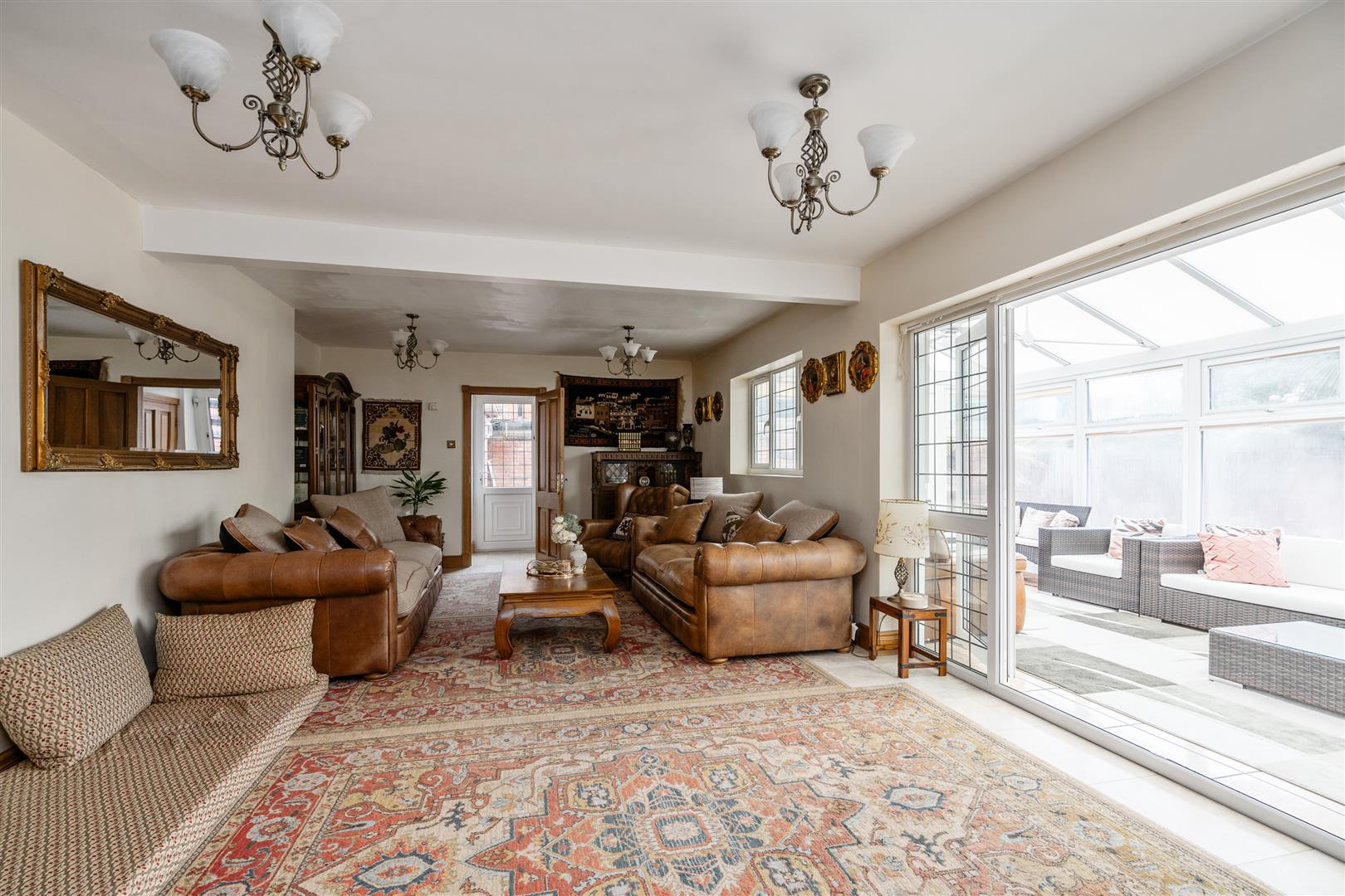 House Links Drive in Metropolitan Borough of Solihull