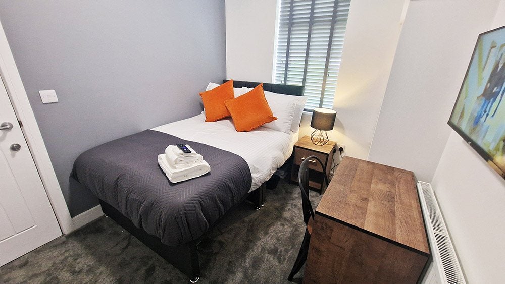 Room Fenton Street in Barrow-in-Furness
