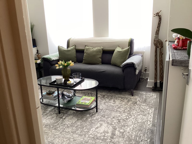 Room Lillie Road in Greater London