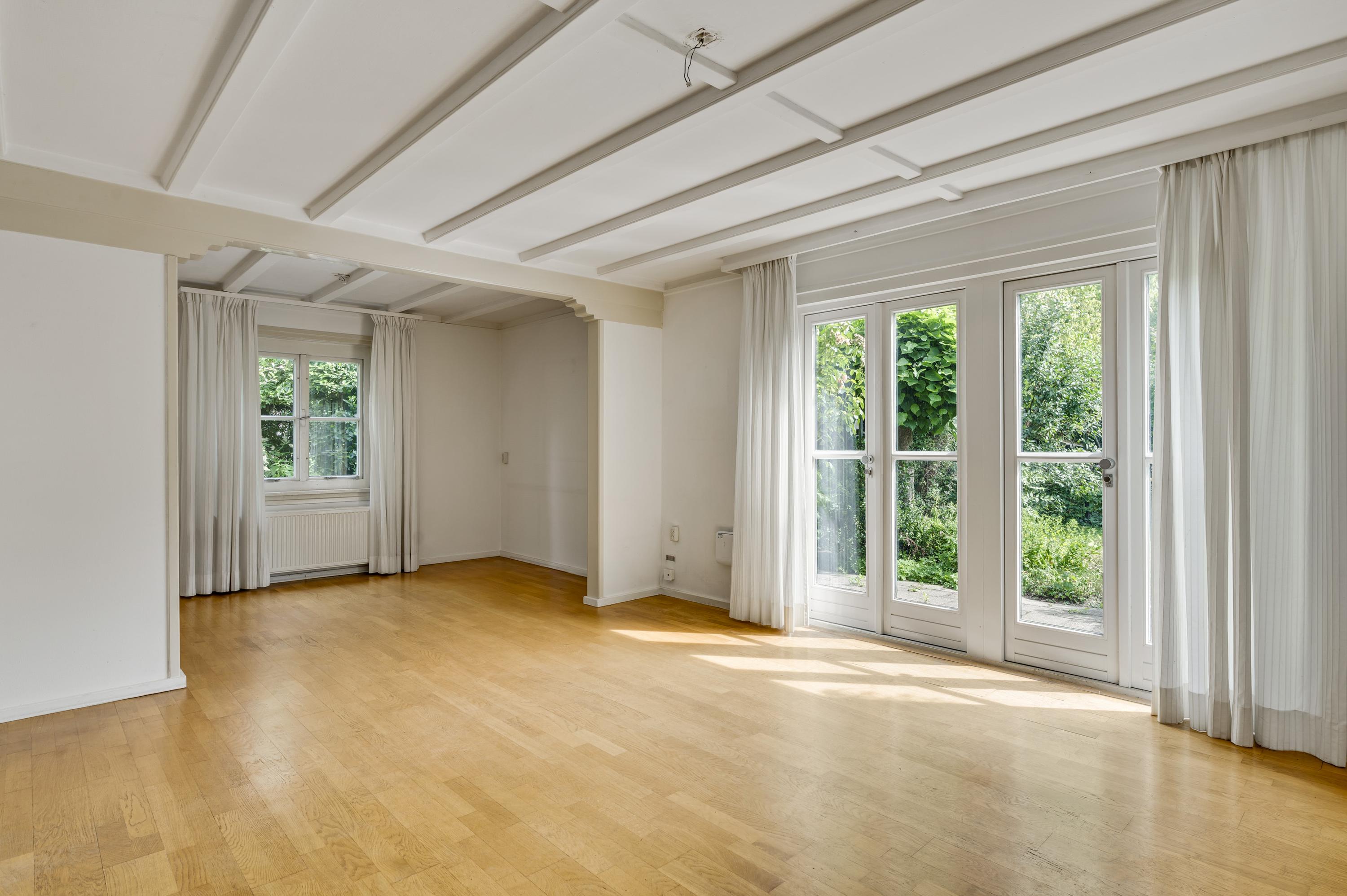 Vrijstaande woning te koop: Molenveldstraat 1, Weert