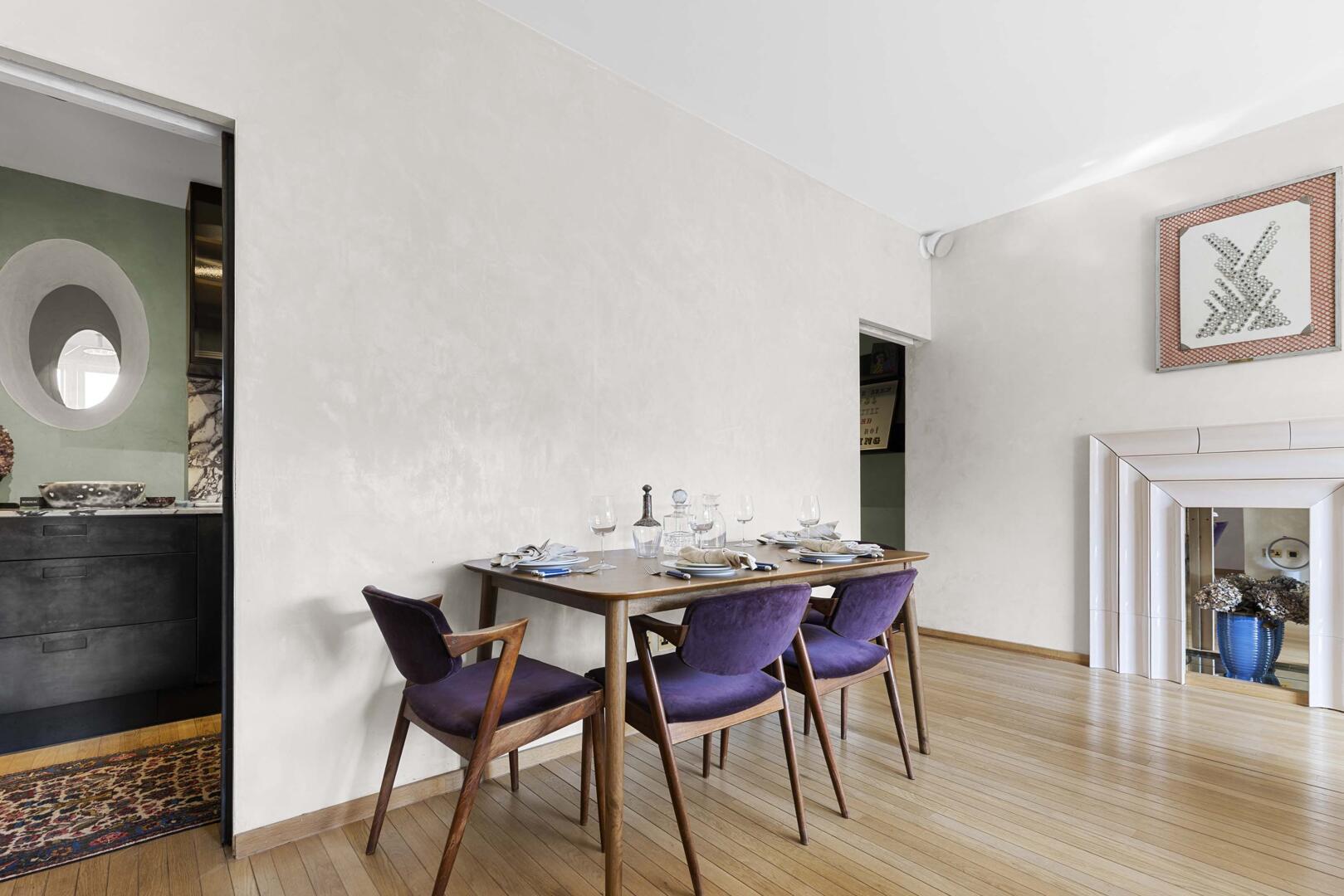Flat Pont Street in Greater London