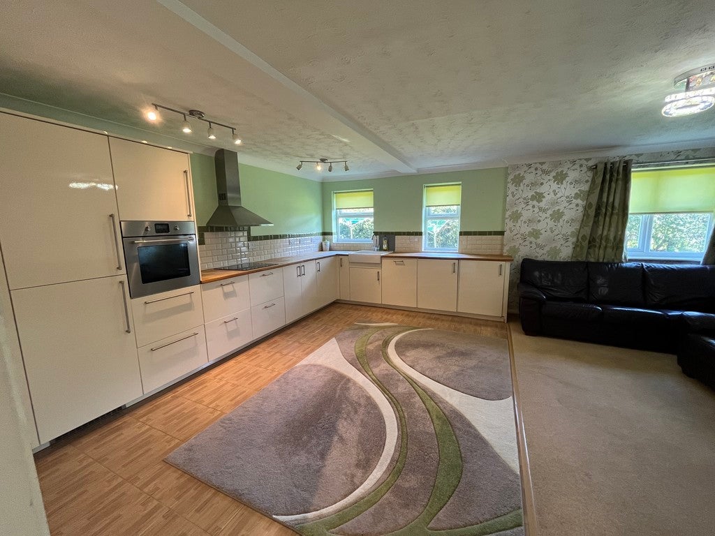 Flat Russet Close in Stewartby
