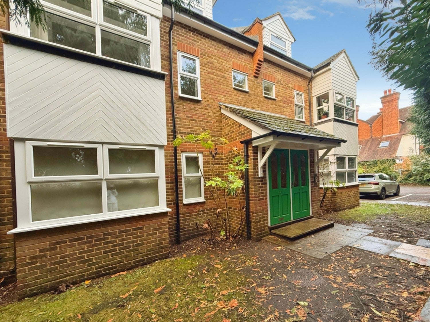 Flat Church Road West in Rushmoor