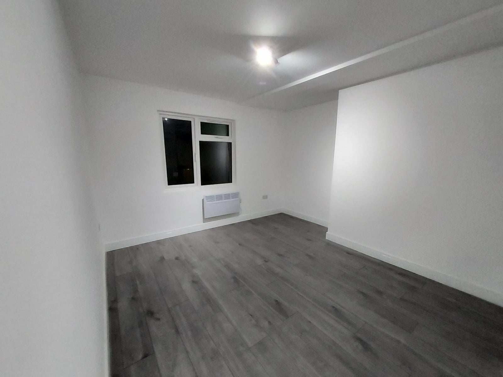 Flat Bromley Road in Greater London